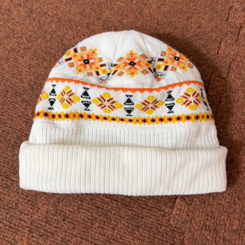 Tito's Handmade Vodka Beanie White Fair Isle Knit Fleece Lined Winter Hat - Picture 2 of 6